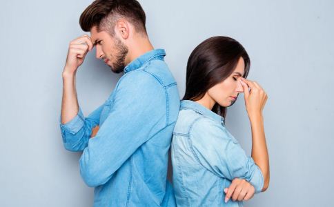 當(dāng)夫妻感情不和會出現(xiàn)哪些征兆