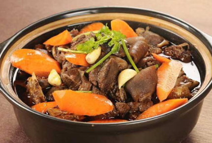 吃狗肉能不能補(bǔ)腎 狗肉補(bǔ)腎食譜推薦