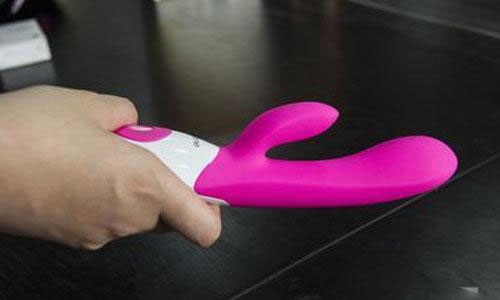 女性使用震動棒是什么感覺 震動棒放哪里比較舒服
