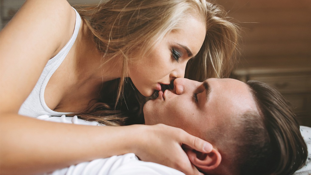男女同房有什么姿勢(shì) 男女同房好用的姿勢(shì)盤點(diǎn)