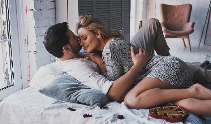 羞羞羞時(shí)男生女生誰(shuí)更累 性生活中是男人累還是女人更累