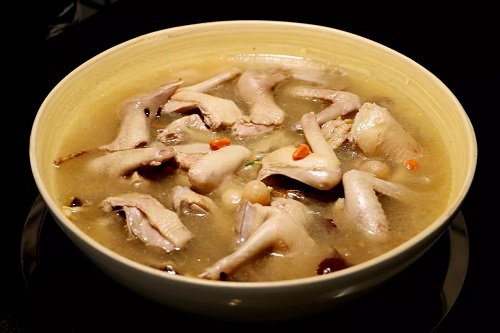 產(chǎn)婦鴿子湯的做法是什么 產(chǎn)婦鴿子湯回奶嗎