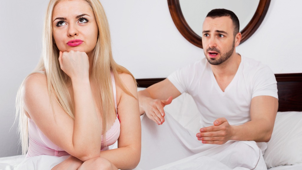 一個(gè)男人見(jiàn)你就硬代表什么 男生最經(jīng)不起女生什么肢體撩