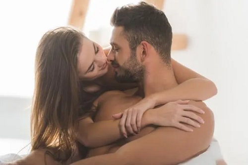怎么才能判斷女人性高潮真?zhèn)?女人性高潮是什么樣的