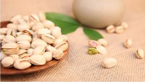 上班族吃什么可以保護(hù)眼睛 五類營養(yǎng)食物十分重要