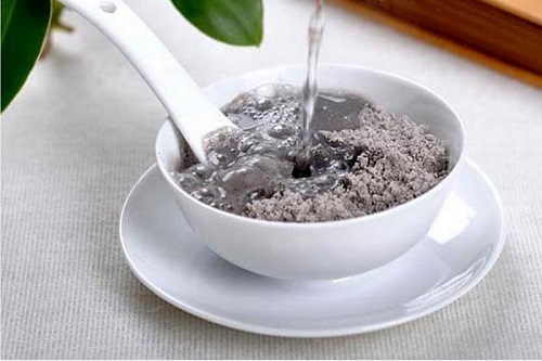 黑芝麻糊的功效是什么 黑芝麻糊怎么吃補腎