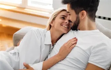金牛男特別喜歡白羊座的女人為什么 金牛男喜歡一個人的表現(xiàn)