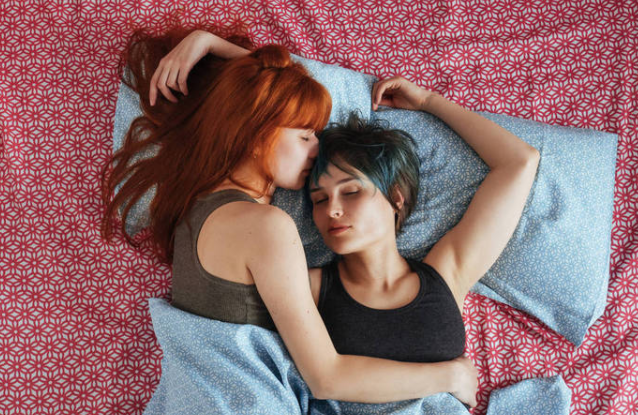女同性戀的性生活怎么過(guò) 女同性戀過(guò)性生活借助哪些工具